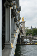 Pont Alexandre III / Blue and gold decorative Pont Alexandre III