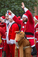 London Santacon 2015 - #073 / Hundreds of Santas take to the London streets to spread Christmas cheer