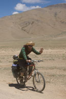 Happy cyclist / Cyclying along the Leh - Manali highway is a great feat!