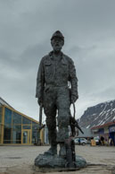 Statue of a Miner / Longyearbyen, the main settlement in Svalbard