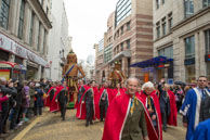 Image 139 / Society of Young Freemen with the Worshopful Companiy of Weavers escorting Gog and Magog in the Lord Mayor's Procession on 8th November 2014