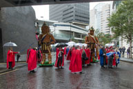 LMP-2015-052 / The Guild of Young Freemen with the Worshopful Companiy of Weavers escorting Gog and Magog in the Lord Mayor's Procession on 14th November 2015