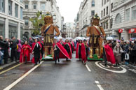 LMP-2015-197 / The Guild of Young Freemen with the Worshopful Companiy of Weavers escorting Gog and Magog in the Lord Mayor's Procession on 14th November 2015