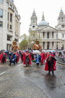LMP-2015-225 / The Guild of Young Freemen with the Worshopful Companiy of Weavers escorting Gog and Magog in the Lord Mayor's Procession on 14th November 2015