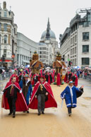 LMP-2015-241 / The Guild of Young Freemen with the Worshopful Companiy of Weavers escorting Gog and Magog in the Lord Mayor's Procession on 14th November 2015