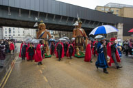 LMP-2015-316 / The Guild of Young Freemen with the Worshopful Companiy of Weavers escorting Gog and Magog in the Lord Mayor's Procession on 14th November 2015