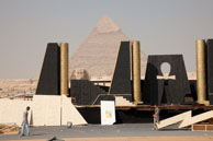 Working on Aida stage / Dismantling the stage after Aida performed in front of the Pyramids