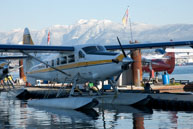 Float plane in Vancouver / Float plance at the downtown Vancouver float plane airport