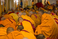 Praying in Dharamsala / Many monks praying in Dharamsala
