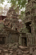 Scaffolding / Temples, their surrounding and people in Seim Reap, Cambodia