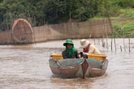 Women returning from fishing / Experiences when travelling through villages in Cambodia
