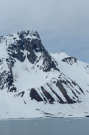 Peak and Bowl / Snow bowl in the side of a peak in Samarinvågen / Brepollen, Svalbard
