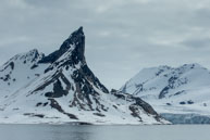 Big spike / Big spiky peak and glacier at Samarinvågen / Brepollen, Svalbard